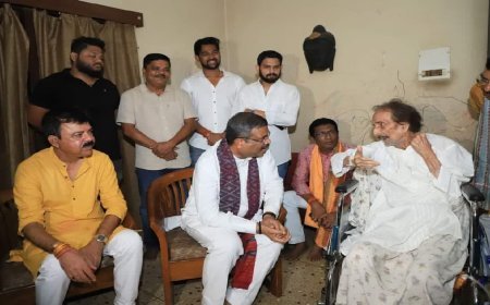 ପ୍ରଣବ ପଟ୍ଟନାୟକଙ୍କୁ ଭେଟିଲେ ଧର୍ମେନ୍ଦ୍ର