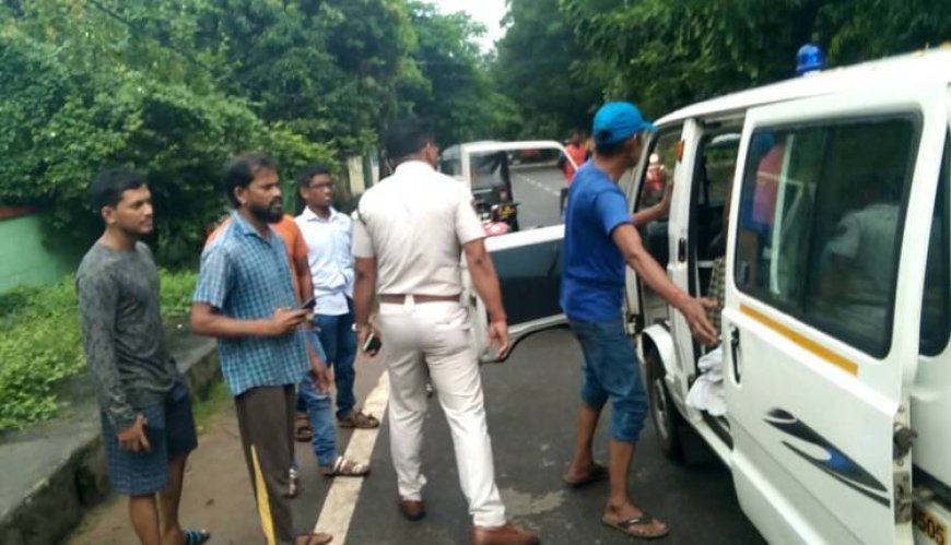 କଂଗ୍ରେସ ଭବନ ସମ୍ମୁଖରୁ  ଉଦ୍ଧାର ହେଲା ମୃତଦେହ : ପୁଲିସର ତଦନ୍ତ ଜାରି